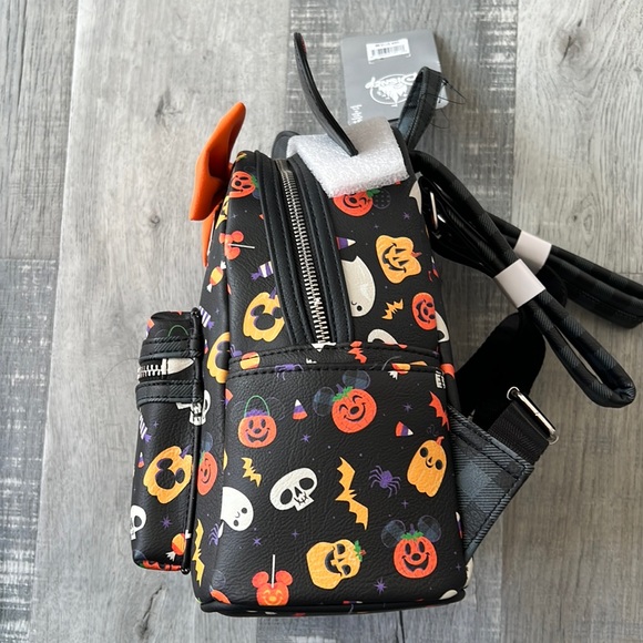 Minnie Mouse Halloween Disney Park Loungefly backpack 2021 BRAND NEW WITH TAGS - Picture 4 of 8